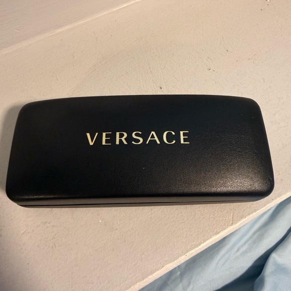 Versace Pilot Sunglasses in tortoise - Picture 7 of 10